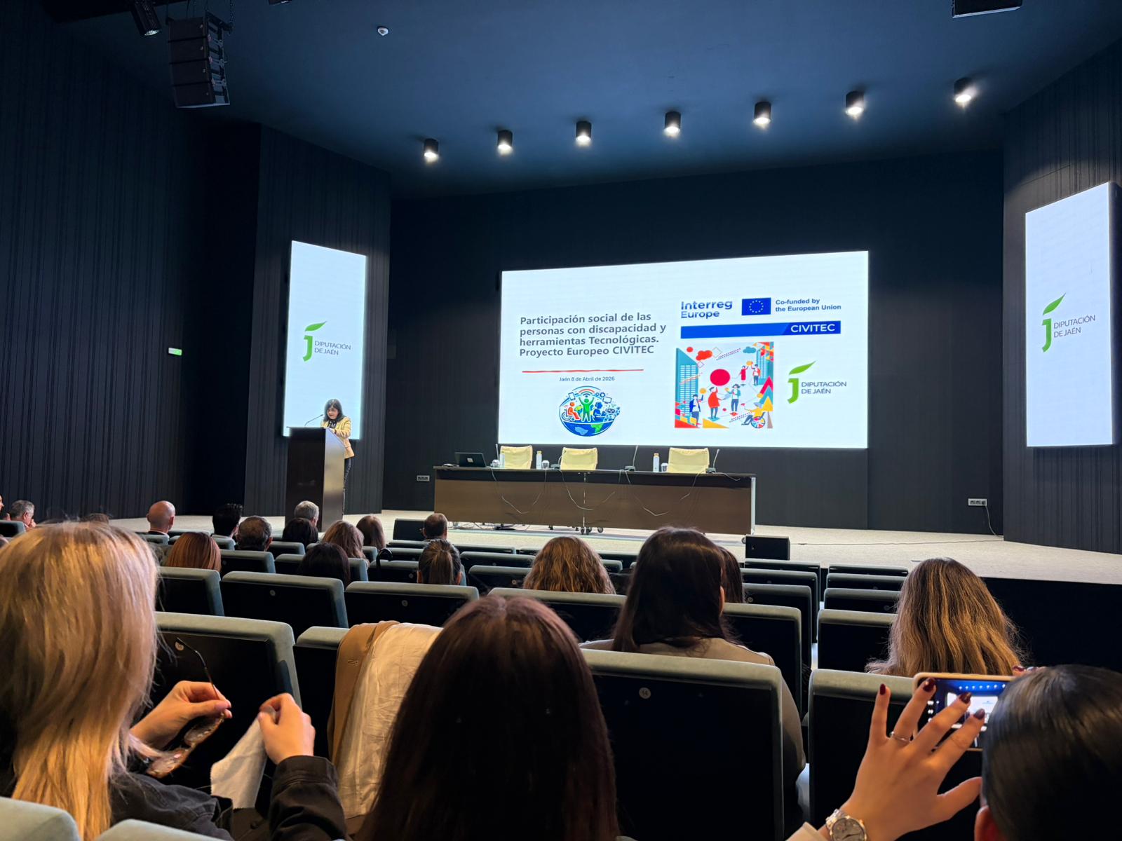 Asistentes a esta actividad celebrada en el Palacio Provincial de Ferias y Congresos de Jaén | Diputación de Jaén | Ampliar imagen